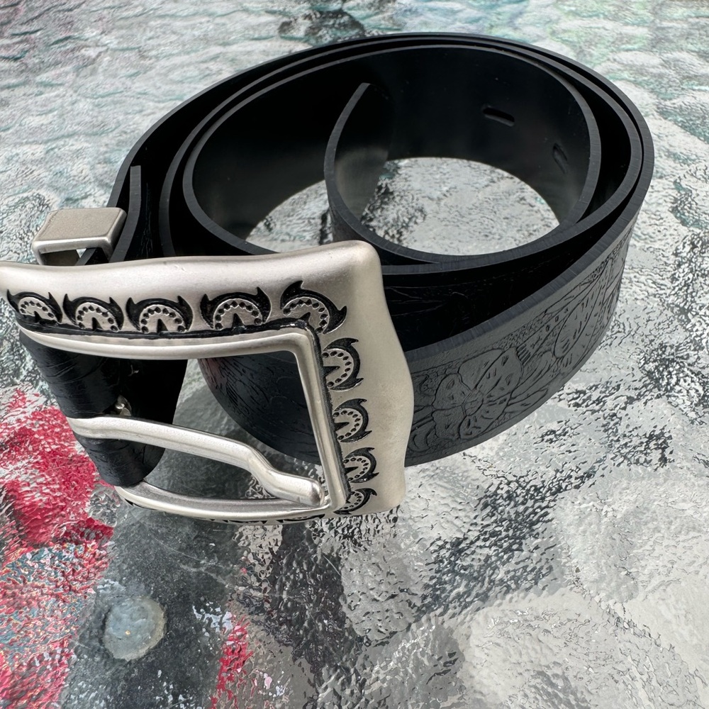 Vintage Womens CREATUM Belt Western Americana Cowgirl Floral Navajo 36” Black